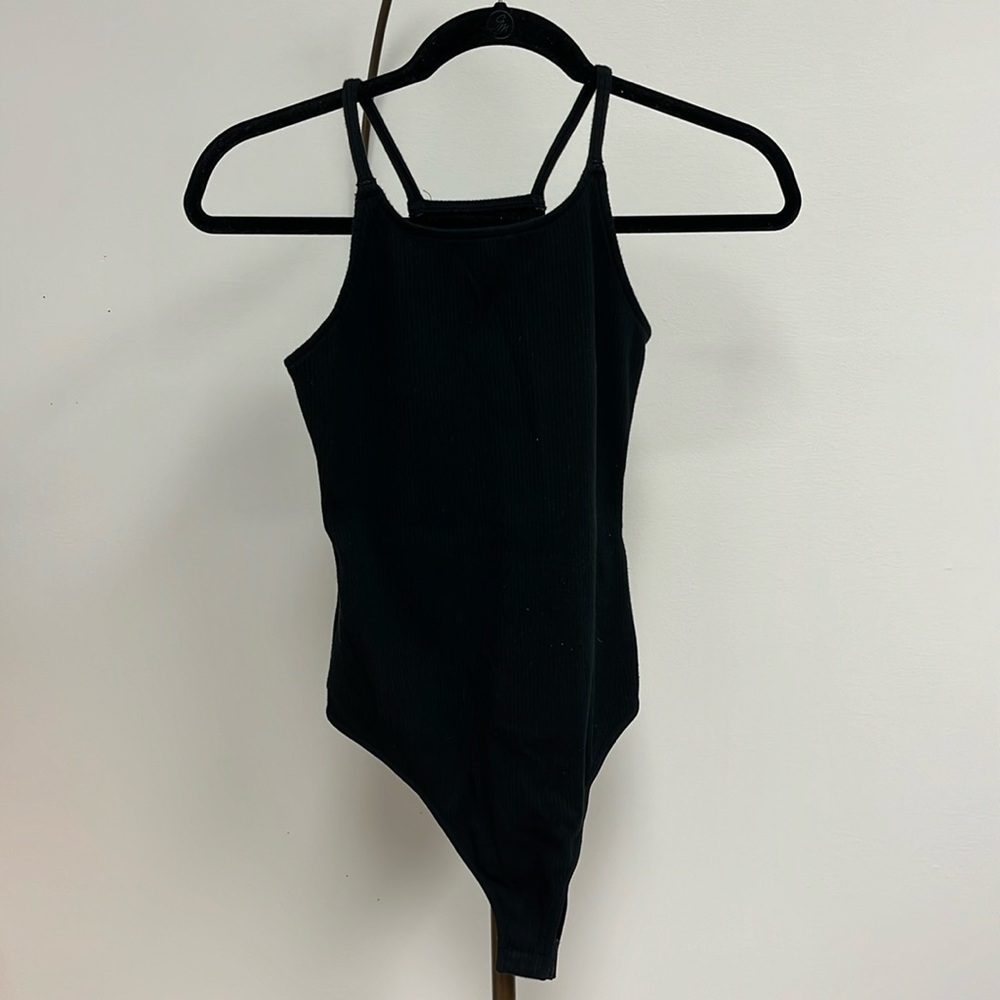 Black Levi’s bodysuit